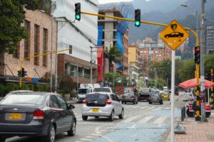 Estudios de movilidad en Colombia 2026, Bogotá actualizó los requisitos de movilidad para proyectos de vivienda.